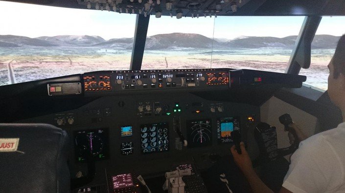 Salzburg winter approach Prepare for your 737 simcheck with