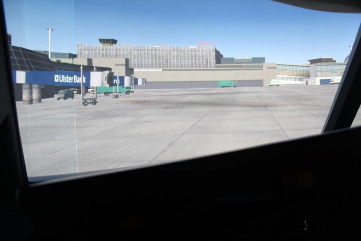 Our 737 simulator in Dublin airport Prepare for your Ryanair simcheck
